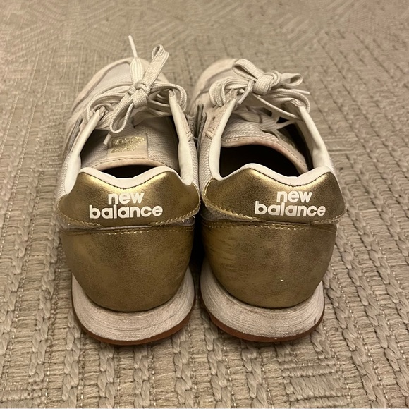New Balance from J crew. Woman’s size 7. - Picture 3 of 5